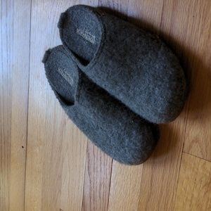 Living Kitzbuhel Slippers Size 36